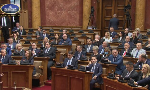 A parlament elfogadta a jövő évi költségvetést