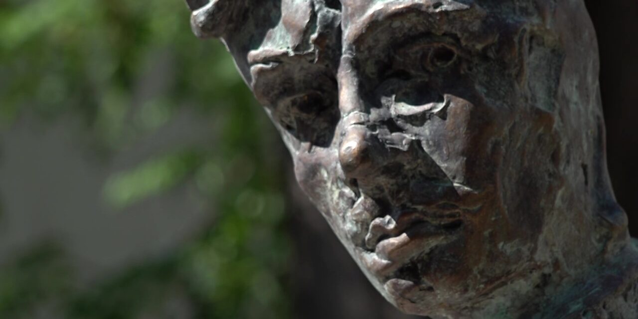 Petőfi Sándor mellszobrot avatnak Királyhalmán