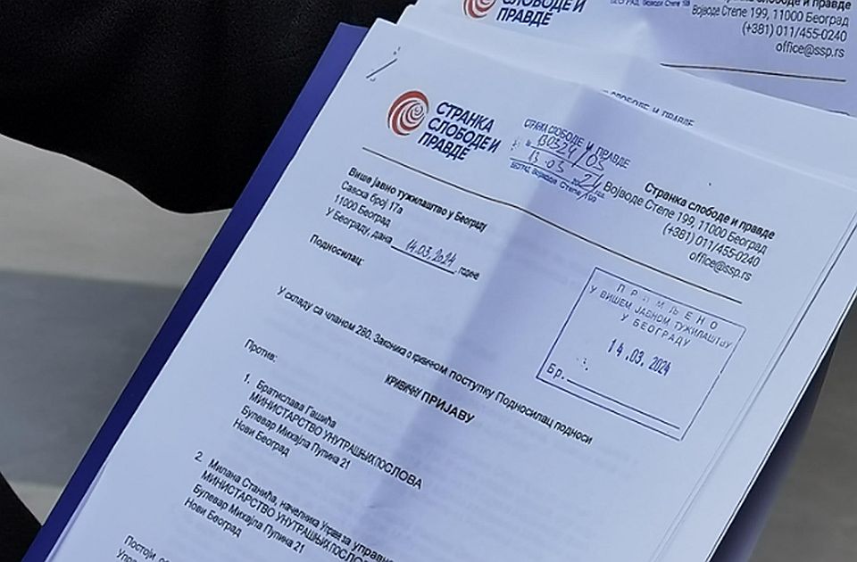 A fantomszavazók miatt büntetőfeljelentést tettek az államigazgatási és a belügyminiszter ellen