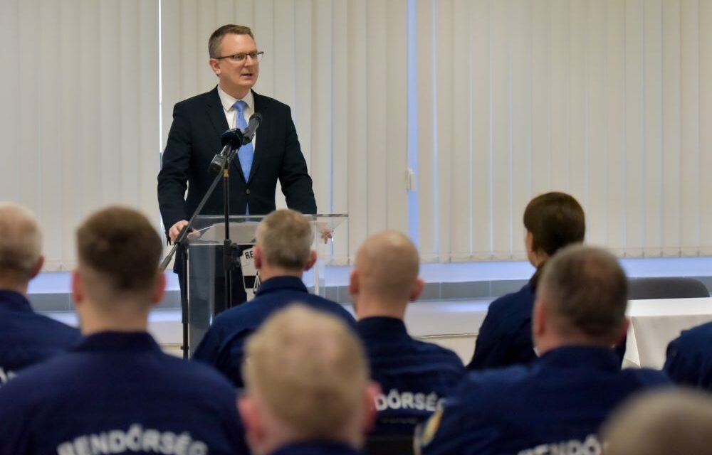 Újabb magyar rendőri kontingens érkezik a szerb–észak-macedón határra