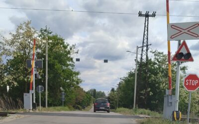 Közlekedési káosz Palicson Meghibásodhatott a vasúti sorompó