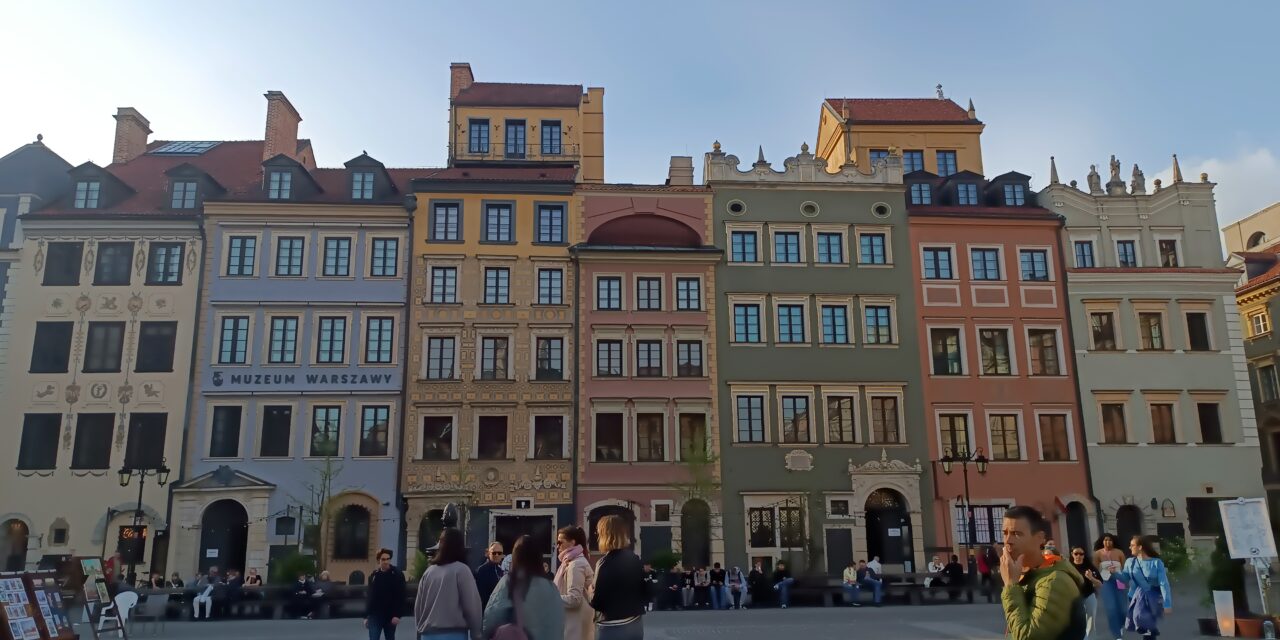 <span class="entry-title-primary">Történelmi kalandozás és egy kis zapiekanka</span> <span class="entry-subtitle">Látogassunk el a lengyel fővárosba, Varsóba!</span>