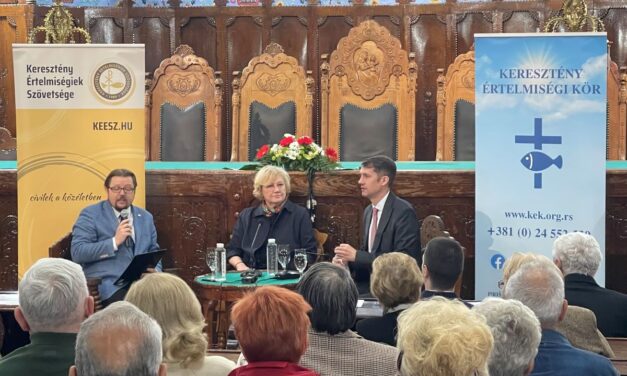 Pásztor: Meg kell tanulnunk vágyakoznunk az után, amink van