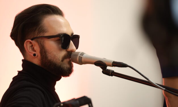 Nem mindennapi dalok nem mindennapi előadóktól