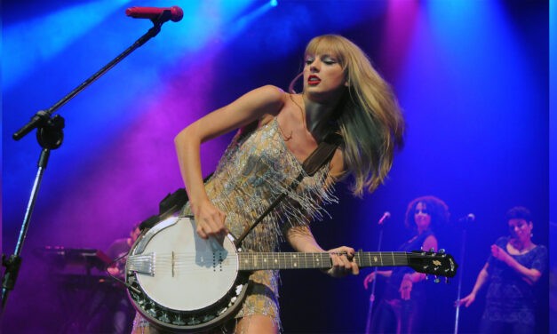<span class="entry-title-primary">Megkínzott költők részlege</span> <span class="entry-subtitle">Taylor Swift, a rockmilliárdos – Kubát Gábor rockjegyzetei (4.)</span>