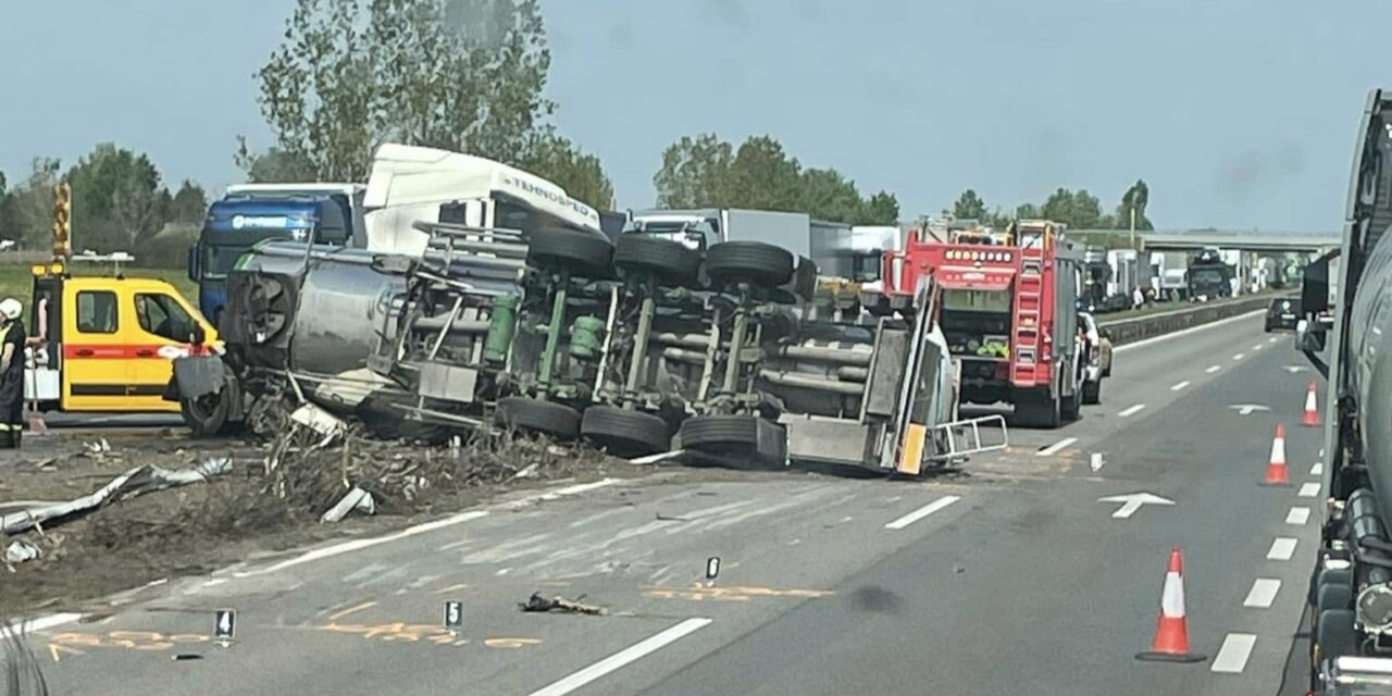 <span class="entry-title-primary">Torlódás Röszke felé, tartálykocsi szakította át a szalagkorlátot</span> <span class="entry-subtitle">A kilométeres kocsisorban több baleset is történt</span>