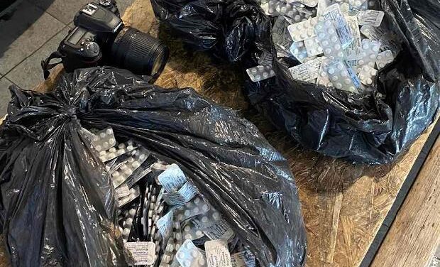 Több ezer tablettát foglaltak le a határőrök