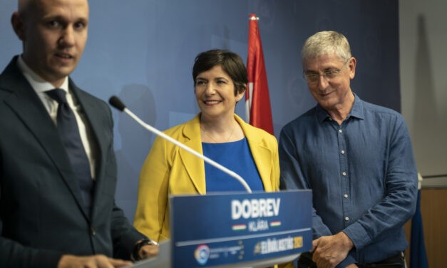 Dobrev Klárát választották a DK új elnökévé