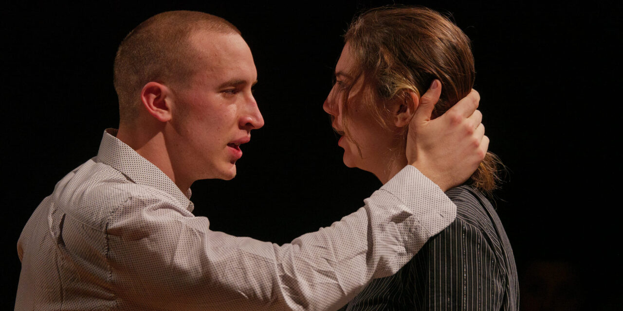 Tarolt a KSZV-n a Palicsi Színjátszó Grund