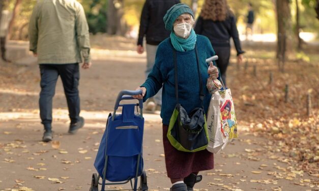 <span class="entry-title-primary">A csomagosztás május 20-án kezdődik, pályázni április 29-ig lehet</span> <span class="entry-subtitle">Családi Kör (2024. április 18.) lapszemle</span>