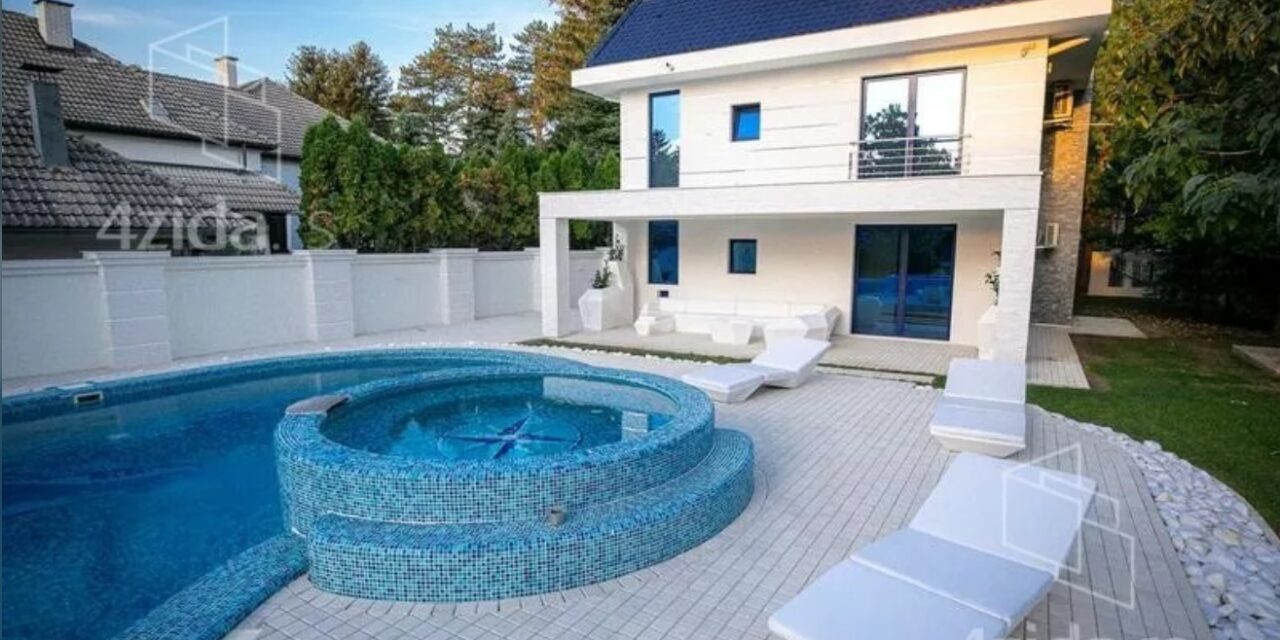 Egymillió eurót kérnek ezért a palicsi luxusvilláért