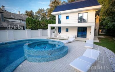 Egymillió eurót kérnek ezért a palicsi luxusvilláért