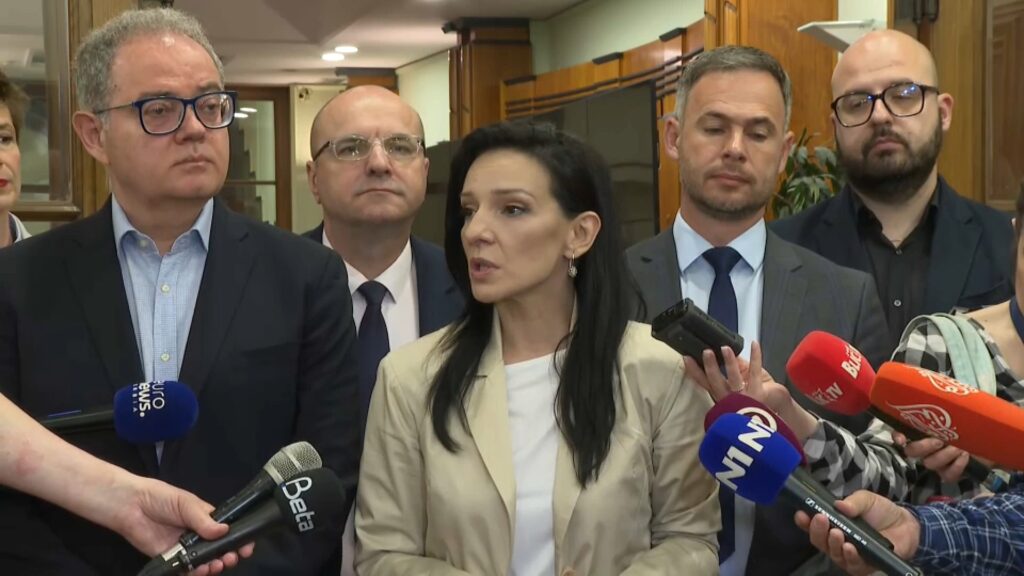 Az ellenzék elhagyta a tárgyalótermet, nem született megállapodás a választásokról