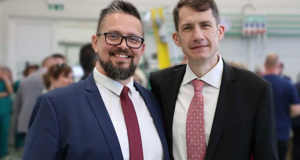 Pásztor és Juhász több, mint 15 ezer eurót költött Facebook-hirdetésre