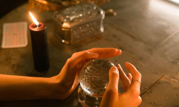 <span class="entry-title-primary">Négymillió dinárért vette le a rontást</span> <span class="entry-subtitle">Csalással vádolnak egy Zombor környéki „médiumot”</span>