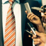 Weboldalon lehet jelenteni a választások utáni pártot váltó politikusokat