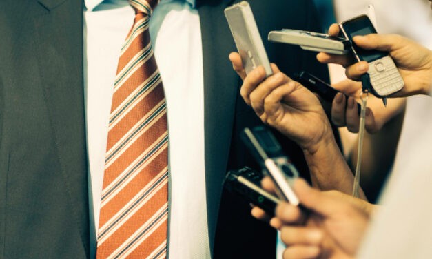 Végel: A politikusoknak nincs többé hatalmuk az anonim erők felett