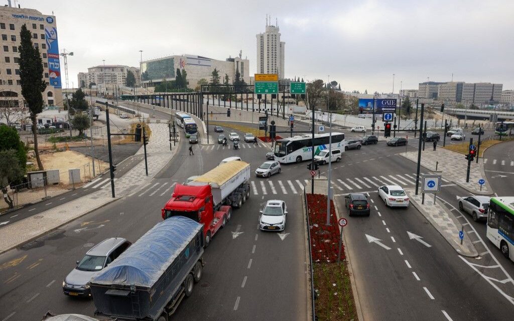 Több száz iráni rakéta és robotrepülő alig töredéke érte el az izraeli határt