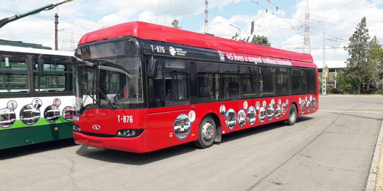 Szegeden megünnepelték az első vidéki trolibusz 45. évfordulóját