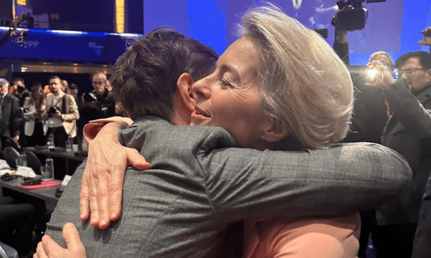 Brnabić: Vučić a legbefolyásosabb világi vezetőkkel tárgyal, Tito idejében nem volt ilyen