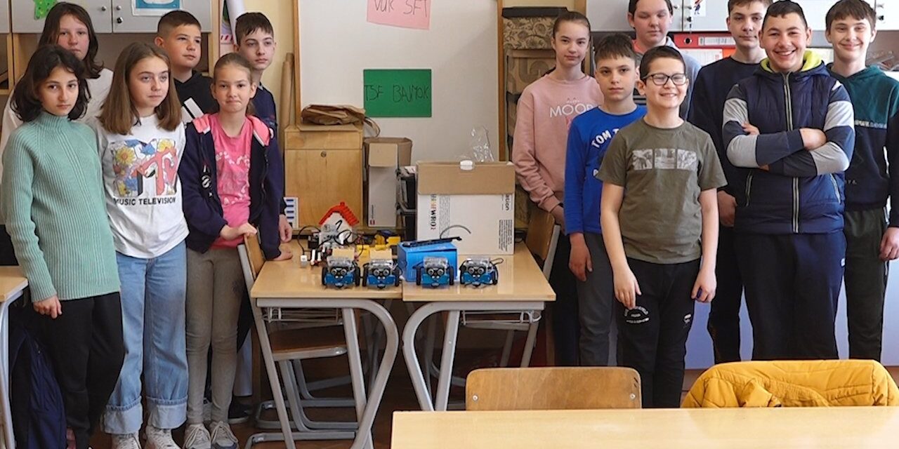 <span class="entry-title-primary">A világ megismerésére használják a bajmoki gyerekek az AI-t</span> <span class="entry-subtitle">Újabb nemzetközi eTwinning projektben vett részt a Vuk Karadžić Általános Iskola</span>