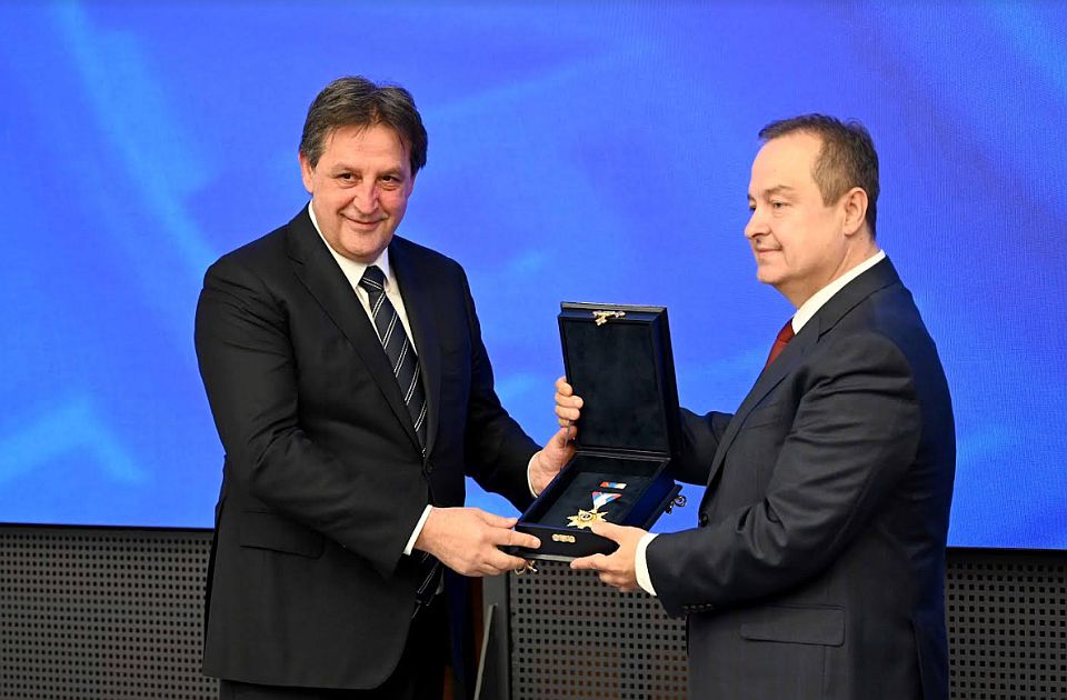 Dačić átvette Gašićtól a belügyi tárca vezetését (Videóval)