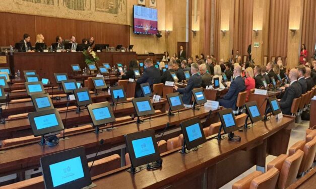 Az ellenzék nem tudta előre kik a tartományi titkárjelöltek, bojkottálják az ülést