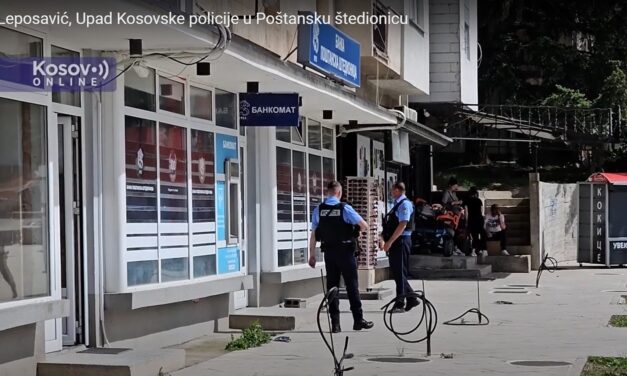 Káosz Koszovóban, fegyveres rendőrök mentek be a Szerb Postatakarék Bank kirendeltségeibe