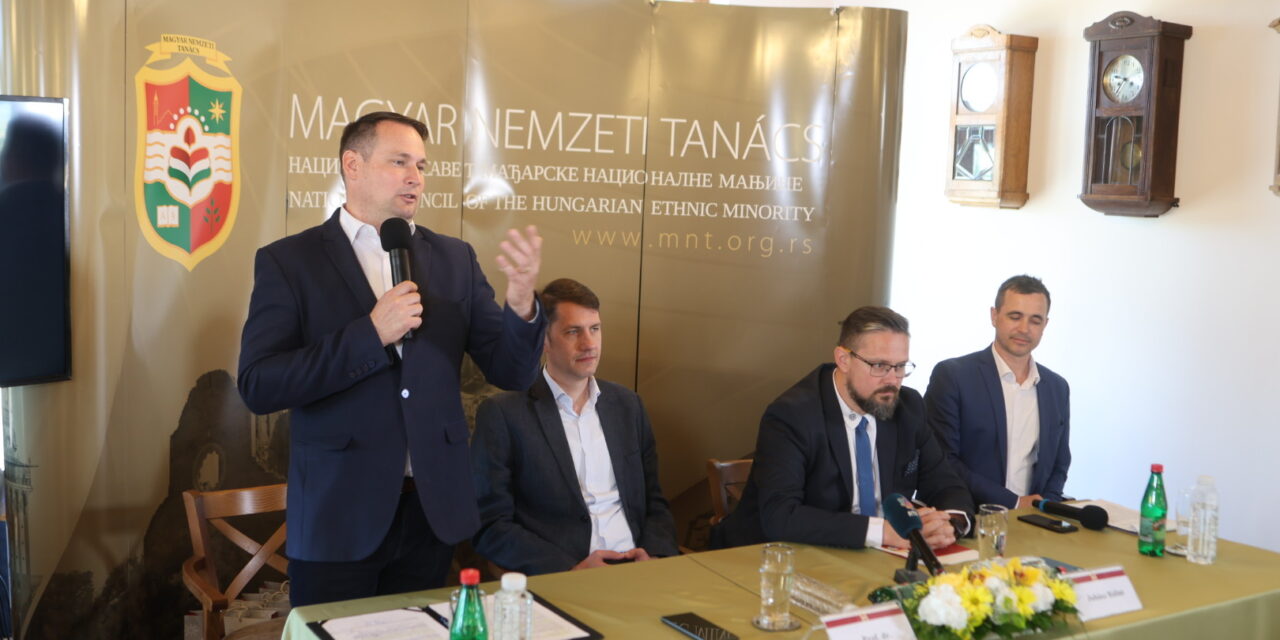 Az MNT médiarendezvényére „elfelejtették” meghívni a Családi Kör hetilap szerkesztőségét