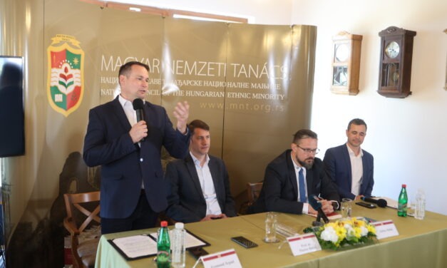 Az MNT médiarendezvényére „elfelejtették” meghívni a Családi Kör hetilap szerkesztőségét