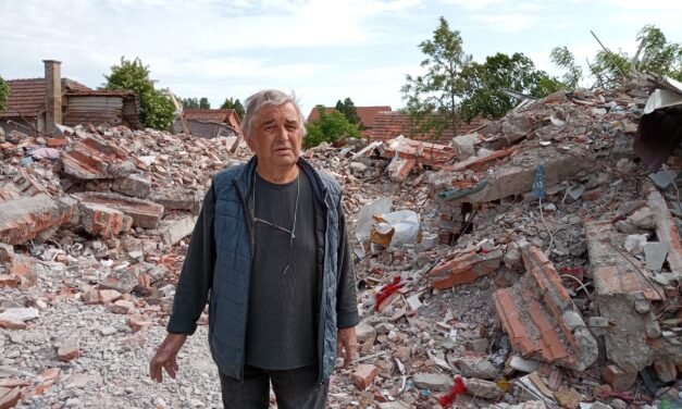 Romok alá temetett élet