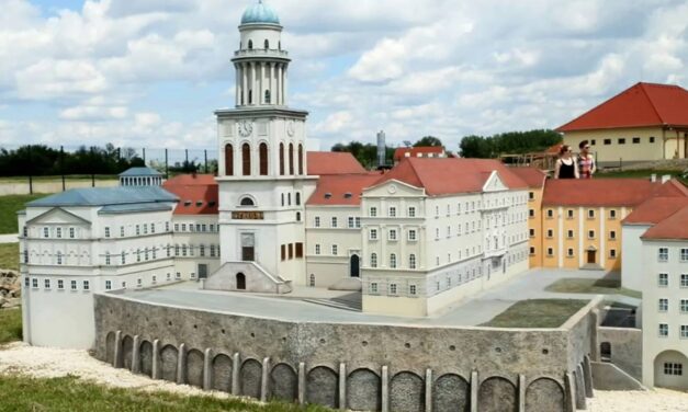 Börtönbe kerül a mórahalmi Mini Magyarország ötletgazdája