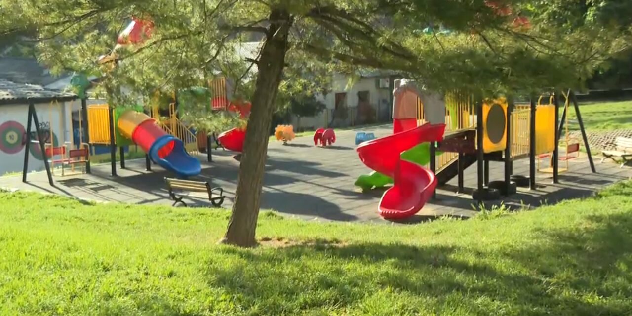 „Miért nem mehetnek június 2-áig szabadságra a szabadkai óvónők?”