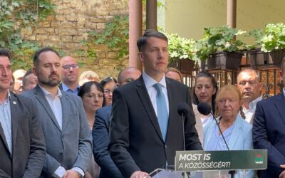 „Pásztor nincs rászorulva a politikai funkciójára”