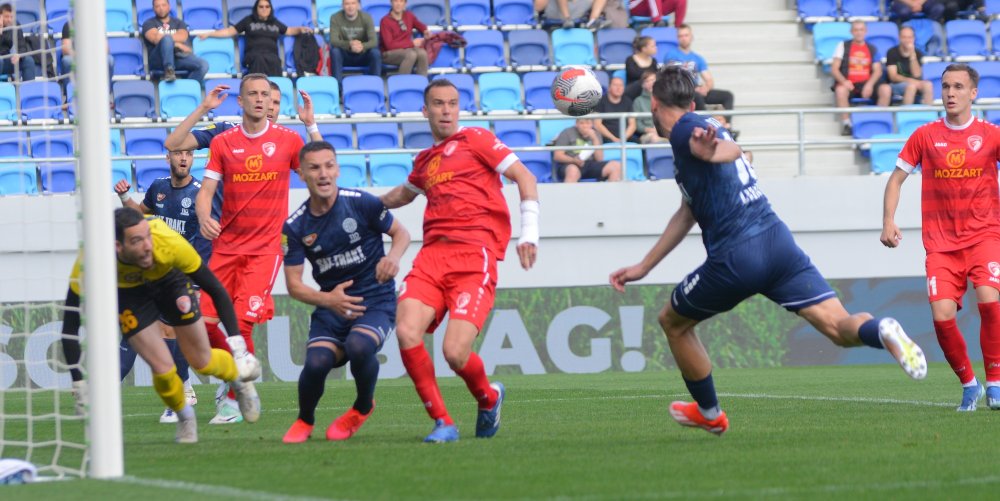 A TSC mindössze két pontra a második helytől