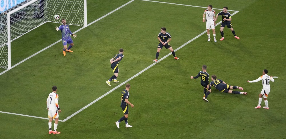 Fölényes német győzelem a magyarok csoportjában