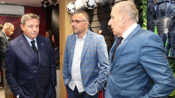 Már nem a korábbi miniszter a fociszövetség alelnöke