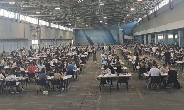 Lehetnek törvényesek is a pártok telefonközpontjai, de…