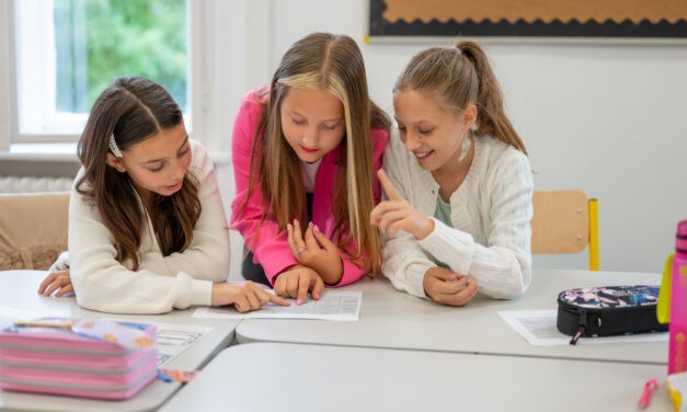 Így telnek a mindennapok egy kéttannyelvű általános iskolában