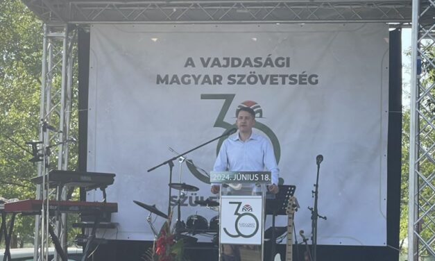 Mi lesz a „trónt megöröklő” krónikásainak igazsága?