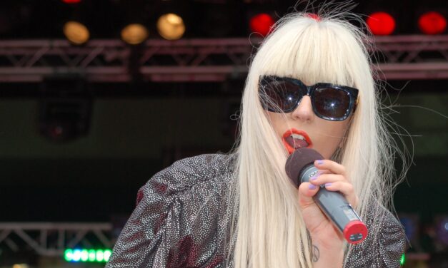 Merényletet akartak elkövetni Lady Gaga koncertjén