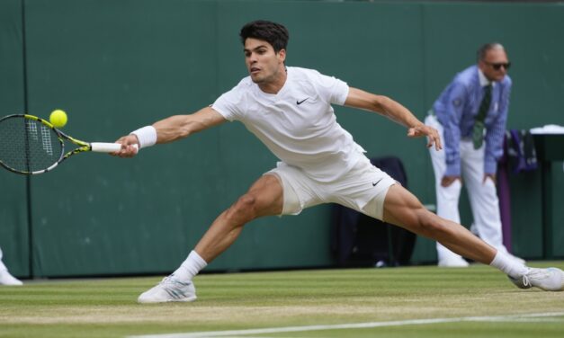Alcaraz esélyt sem adott Đokovićnak a döntőben