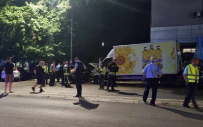 Három robbanás rázta meg Kosovska Mitrovica északi részét