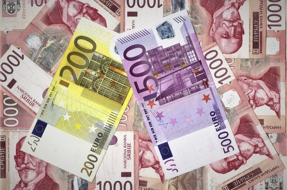 Továbbra is a hazai fizetőeszközben éri meg takarékoskodni