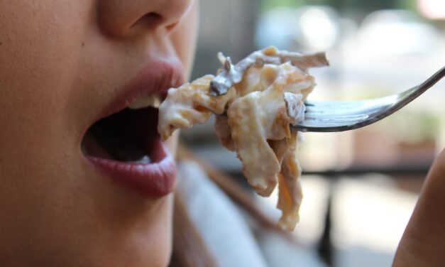 Mennyi ideig bírja ki az ember étel nélkül?