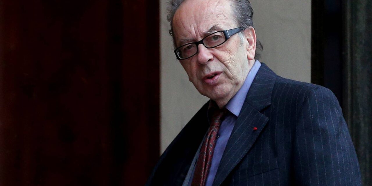 Elhunyt Ismail Kadare