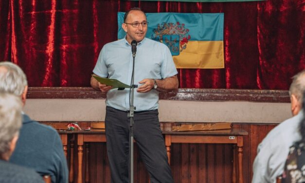 Az oktatási tanácsos lett a képviselő-testület elnökhelyettese