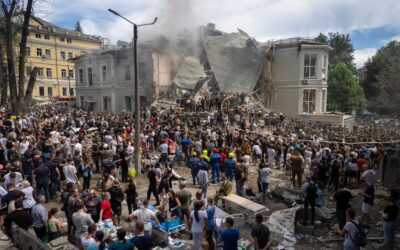 Az oroszok lebombáztak egy kijevi gyermekkórházat (Fotók)
