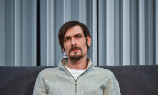 <span class="entry-title-primary">Az idény végére összeforrt a társulat</span> <span class="entry-subtitle">Beszélgetés Mészáros Gáborral, a szabadkai Kosztolányi Dezső Színház igazgatójával</span>