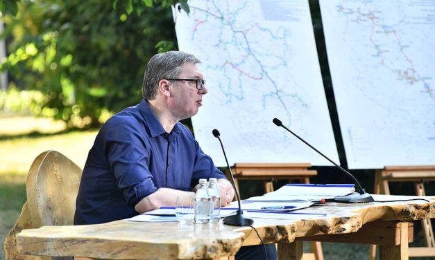 Vučić: Nem módosítom az alkotmányt, hogy harmadszor is elnök legyek